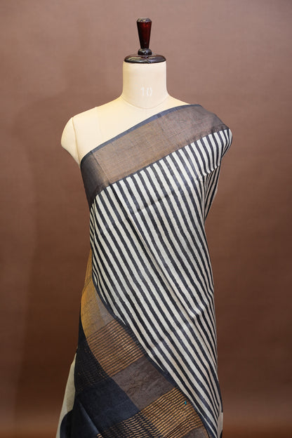 Geometric Patterned Pure Tussar Silk Saree - Monochrome|Silk Mark Certificate