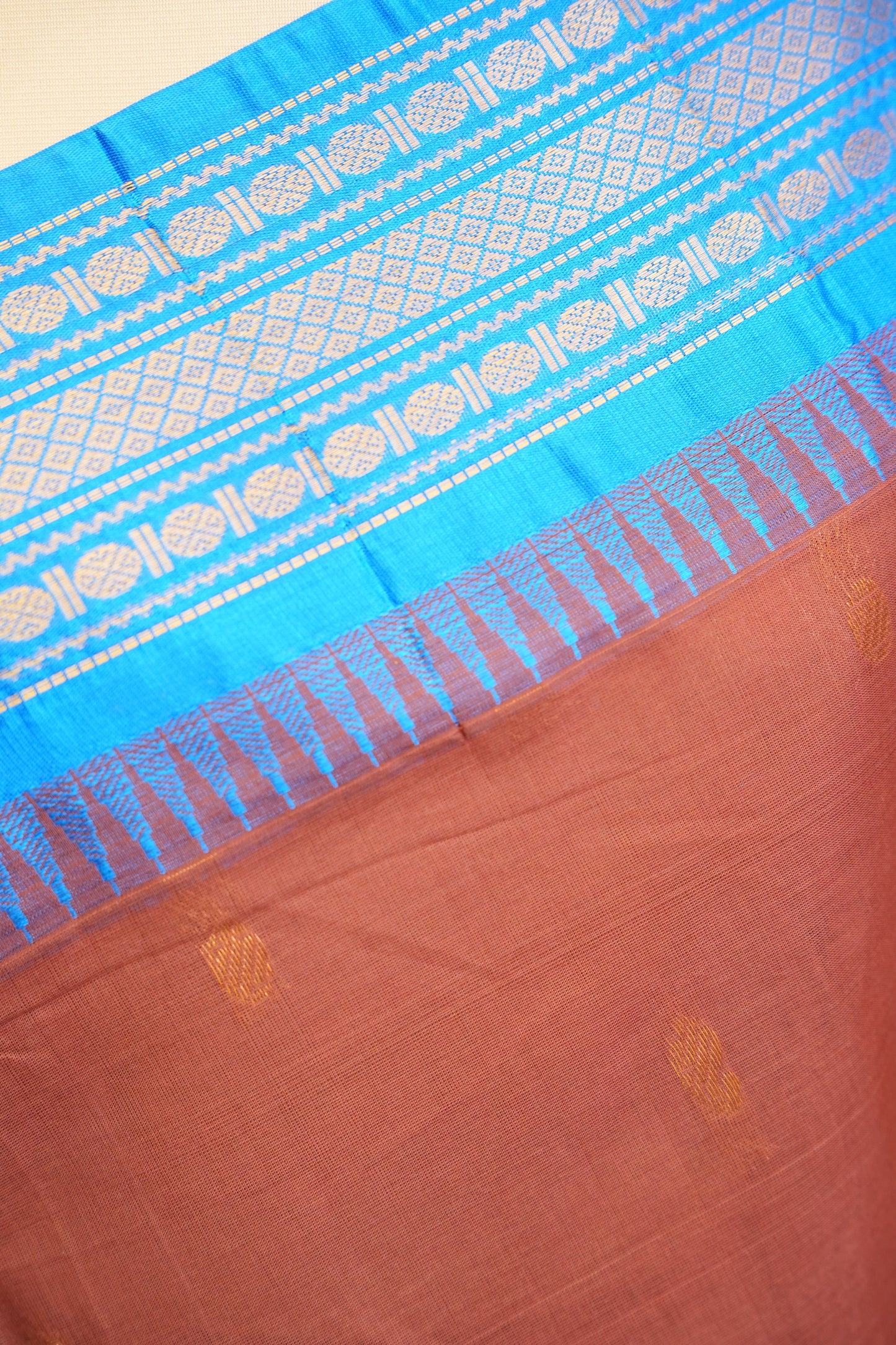 Gadwal Cotton Saree - Mud Brown Color