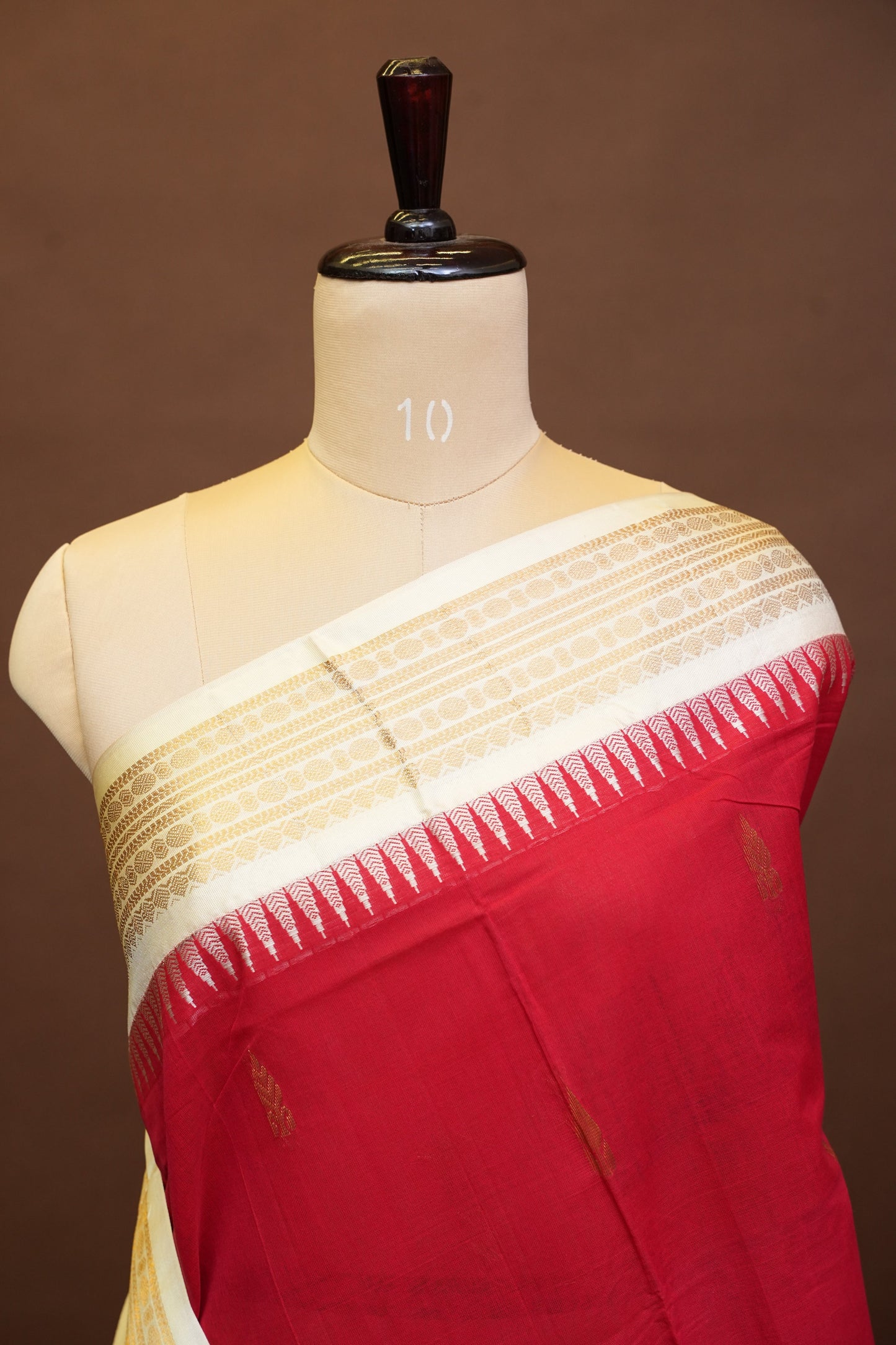 Gadwal Cotton Saree - Red and White