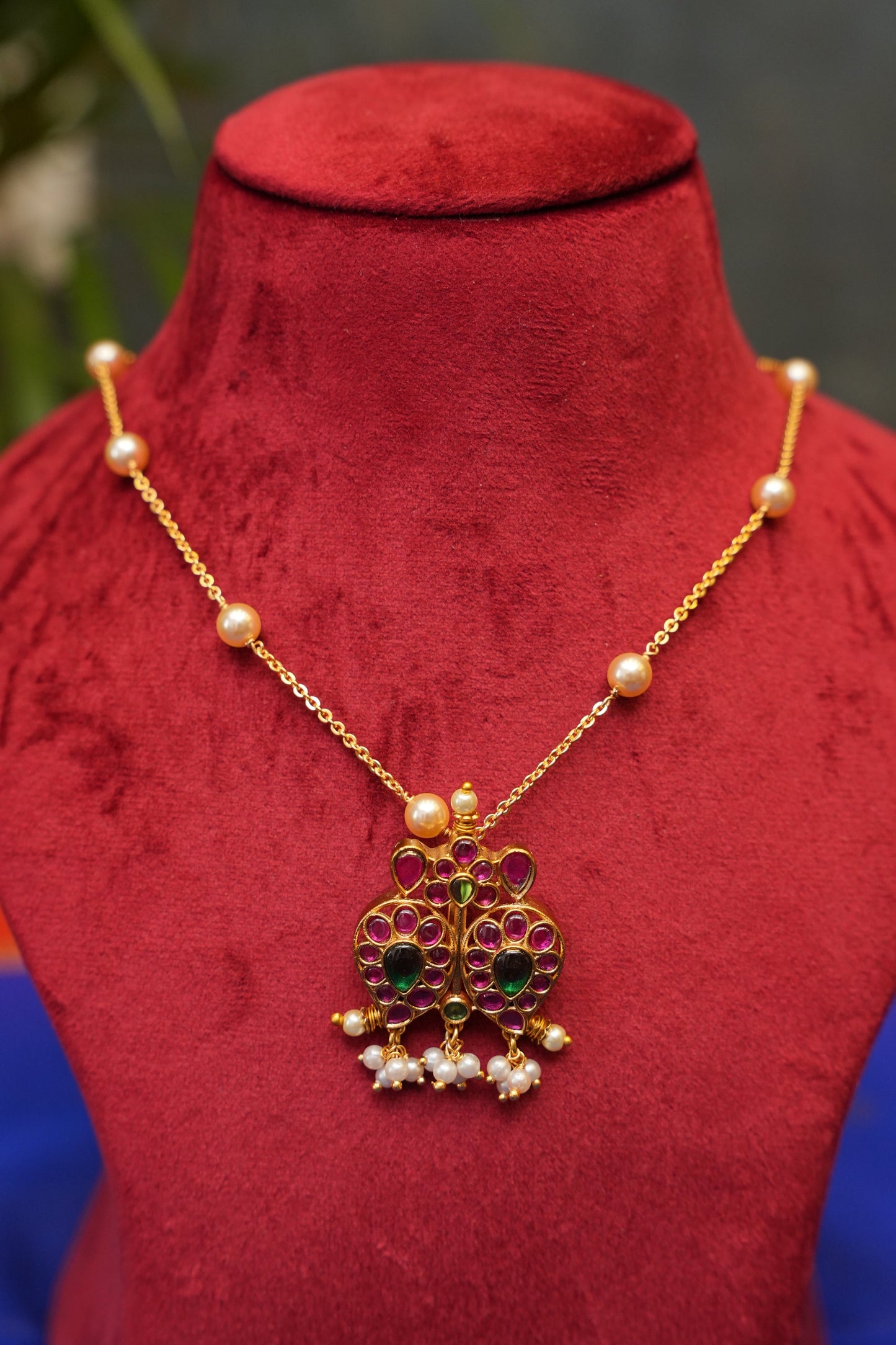 Gold-Plated Mango Design Chain Pendant Necklace Set