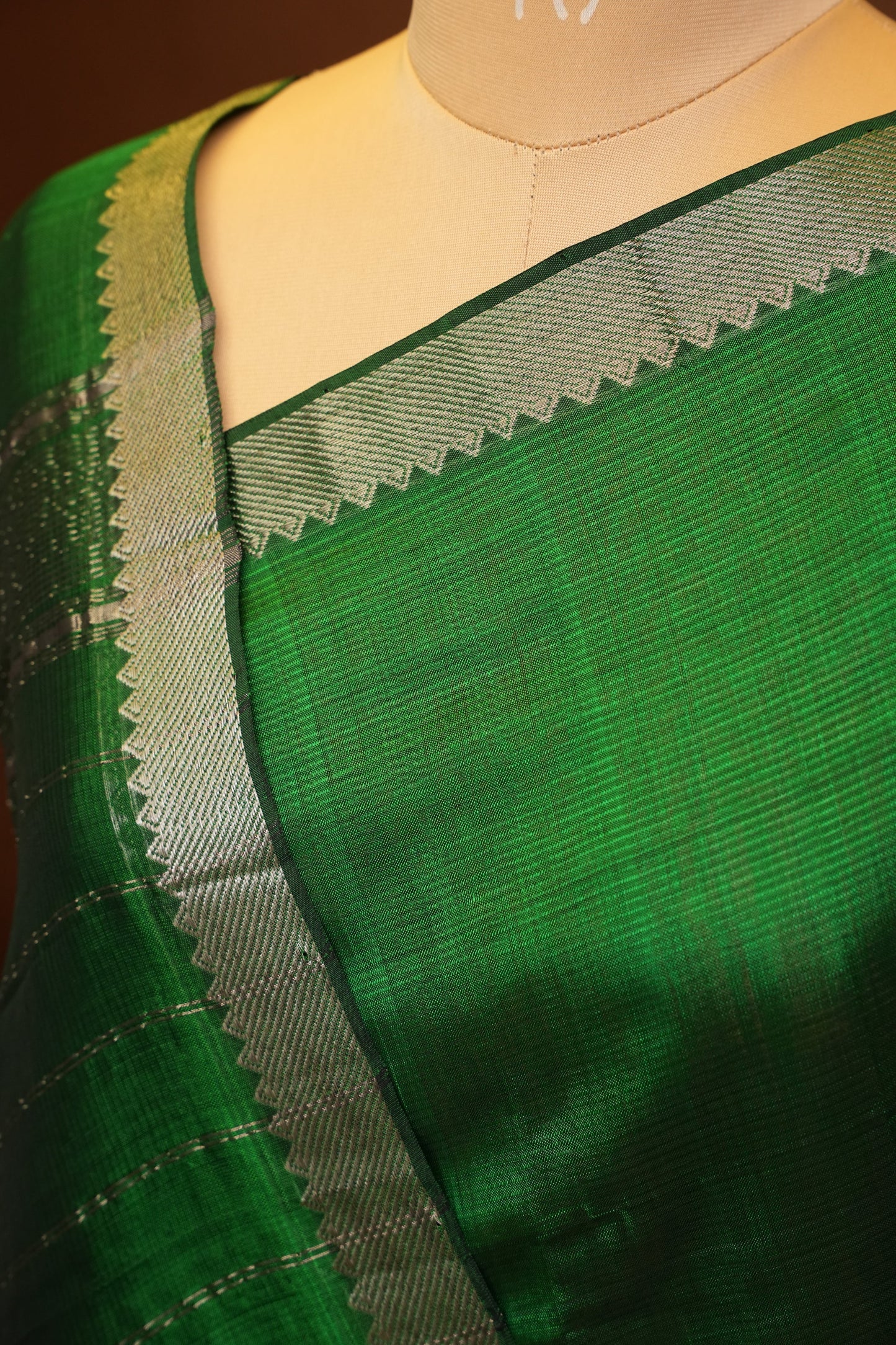 Mangalagiri Silk Cotton Saree - Rich Emerald Green