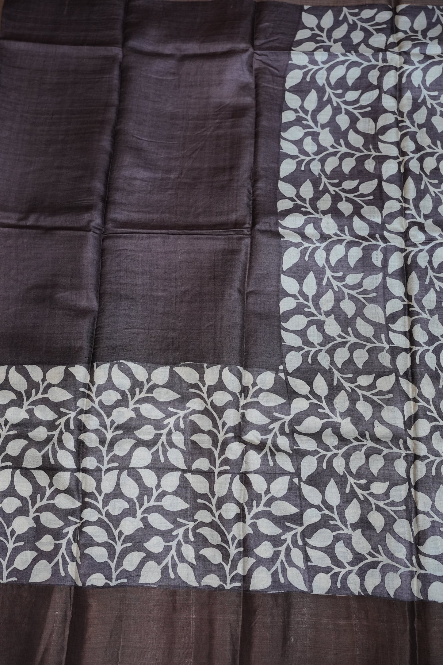 Pure Tussar Silk Saree in Choclate brown and White Floral Vines|Silk Mark Certified