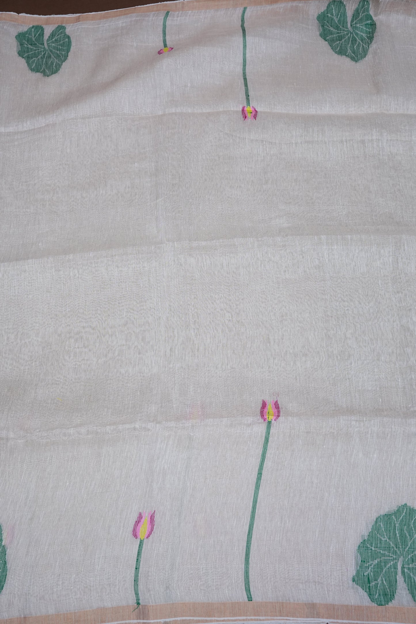 Pure Silk Linen Tissue Handwoven Jamdani Saree – Ivory White with Lotus Motifs