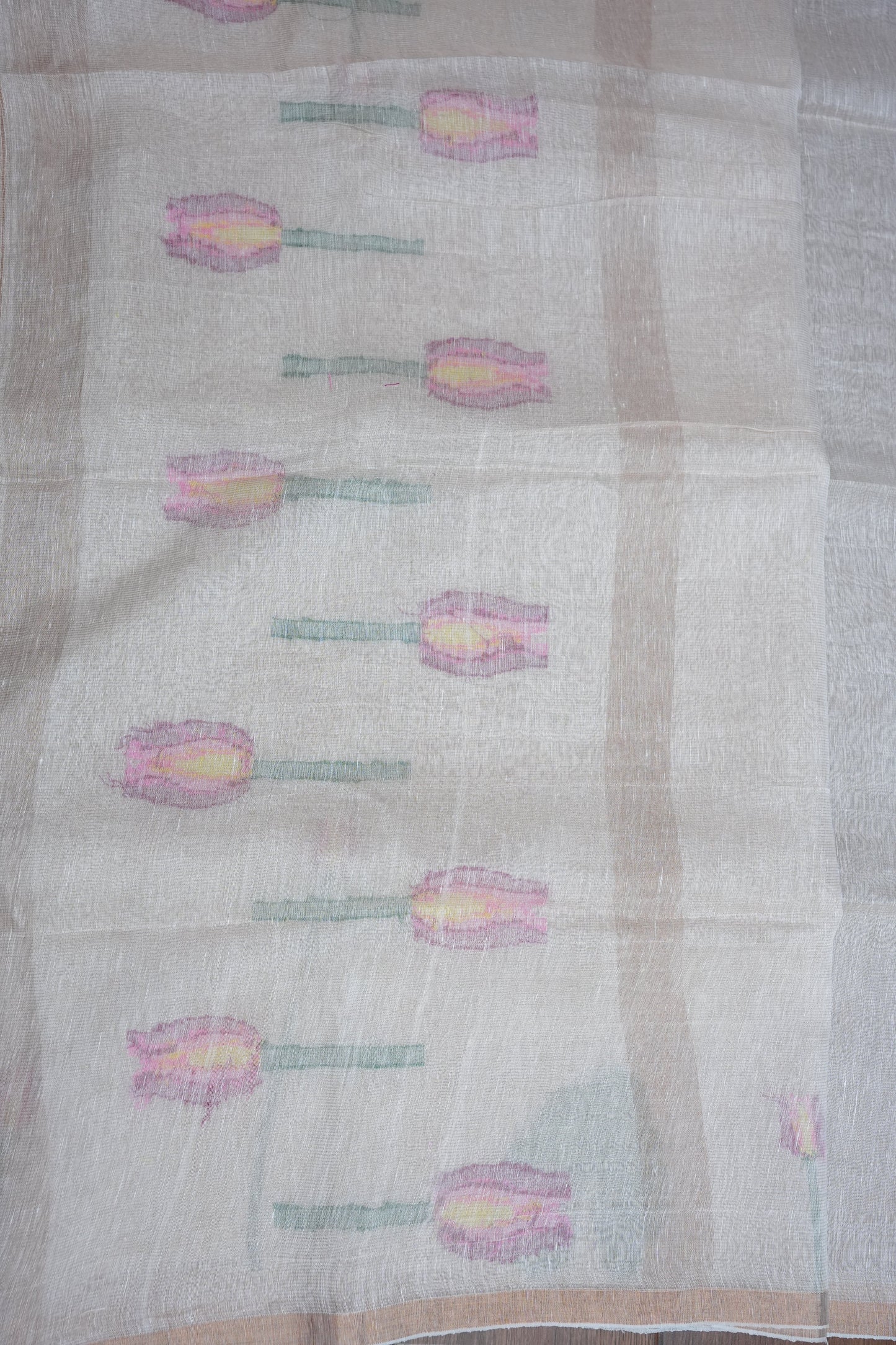 Pure Silk Linen Tissue Handwoven Jamdani Saree – Ivory White with Lotus Motifs