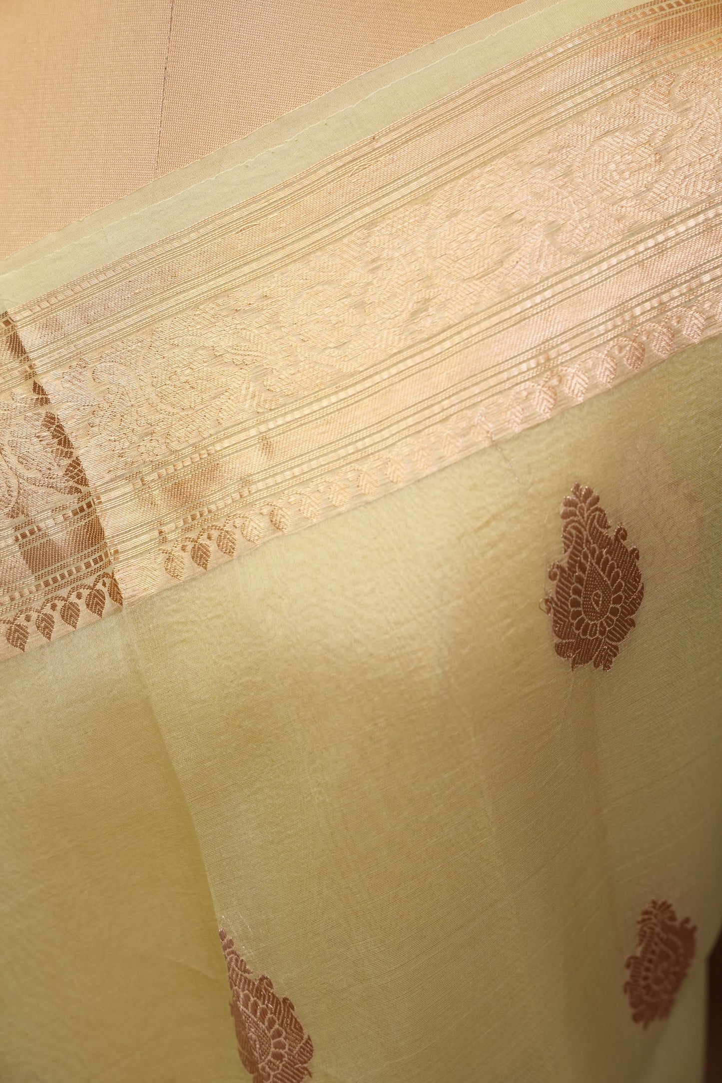 Pure Banarasi Organza(Kora) Silk Handloom Saree with Rose Gold Zari Buttas & Border – Lemon Yellow | Silk Mark Certified