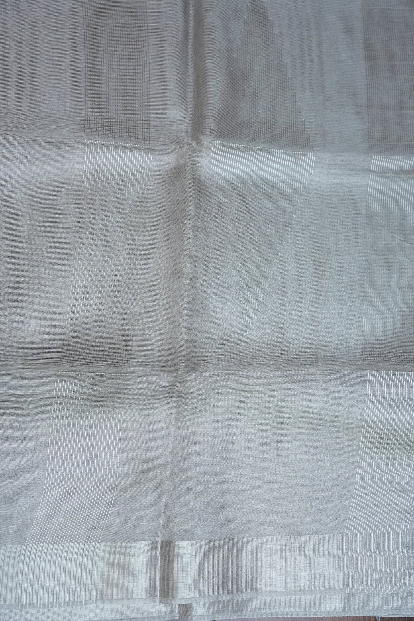 Premium Tissue Silk Saree – Timeless Silver Elegance