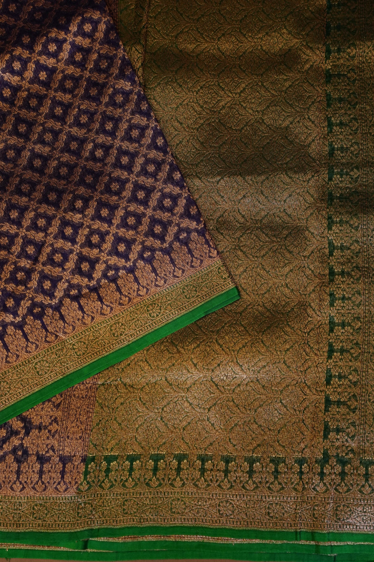 Pure Banarasi Organza(Kora) Silk Handloom Saree with Antique Zari Jaal – Navy Blue with Emerald Green Border | Silk Mark Certified