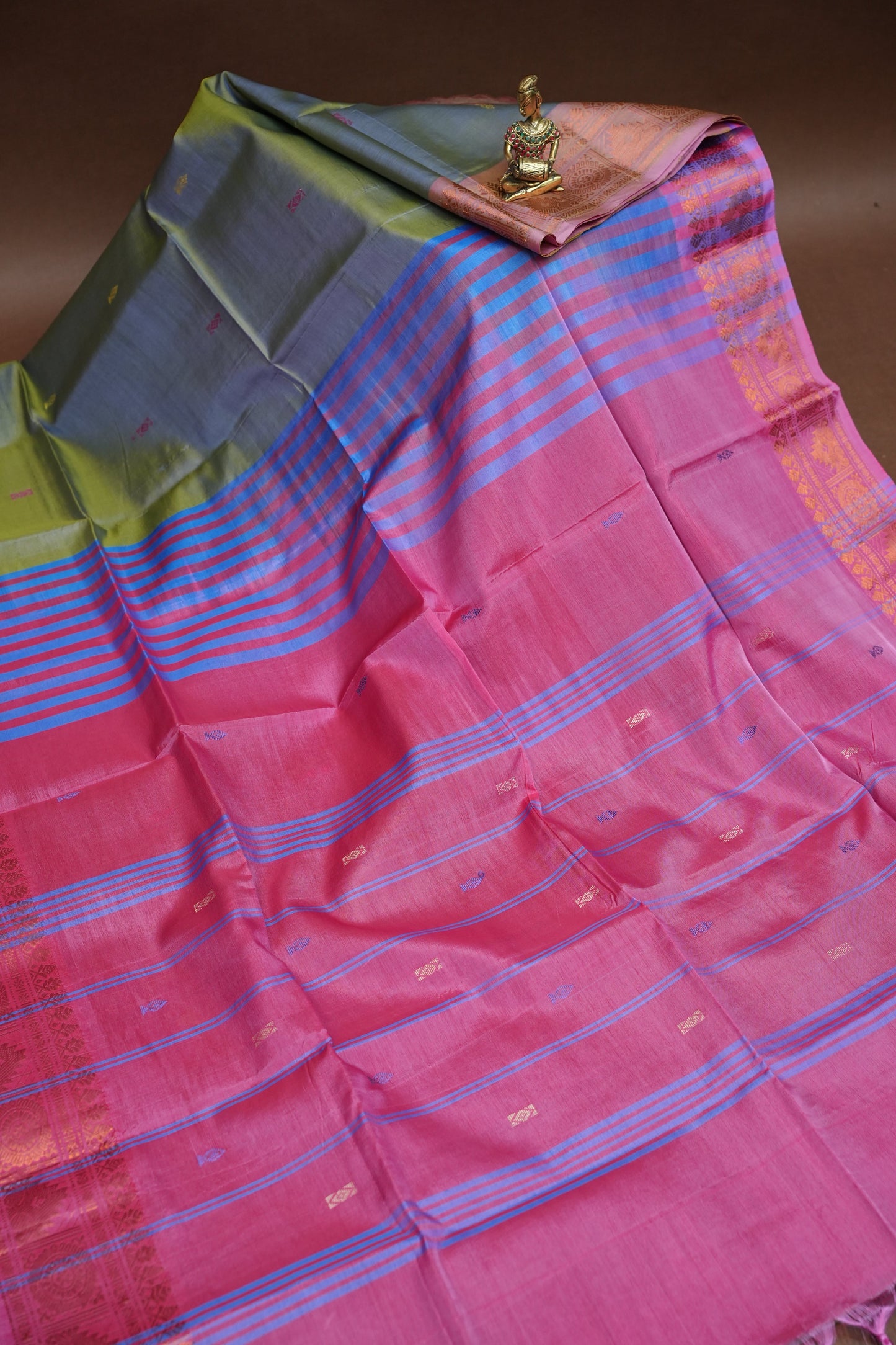 Vegan Silk Saree – Dual Toned Olive Green