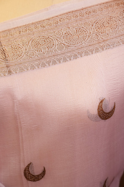Pure Banarasi Organza(Kora) Silk Handloom Saree with Antique Gold Zari Buttas & Border – Baby Pink | Silk Mark Certified