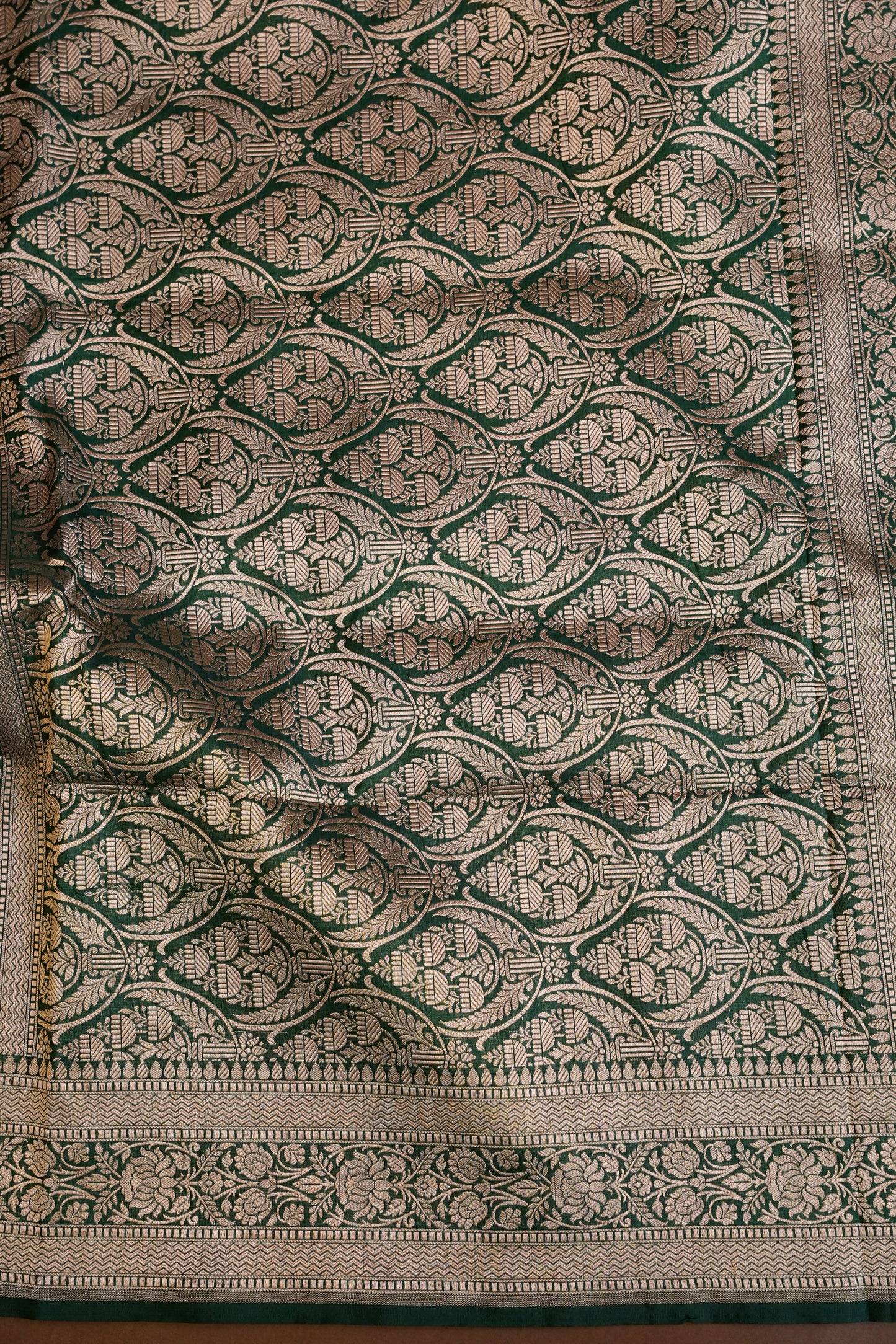 Pure Handloom Silk Katan Banaras Saree - Emerald Green|Silk Mark Certified