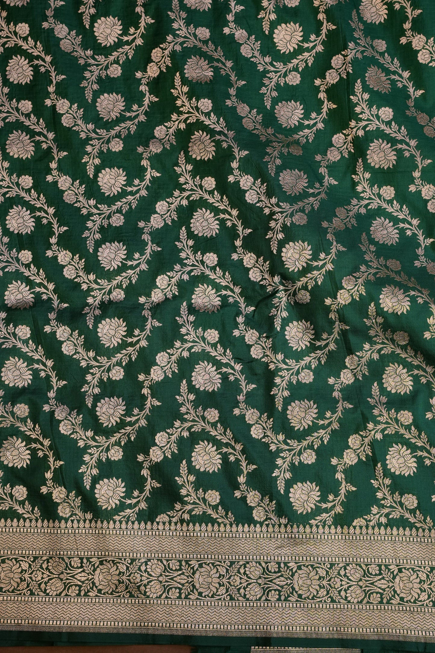 Pure Handloom Silk Katan Banaras Saree - Emerald Green|Silk Mark Certified
