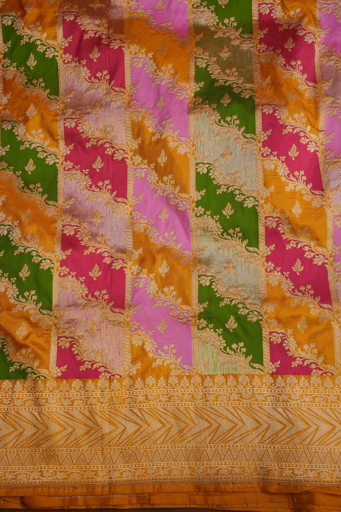 Rangkat Pure Silk Katan Banaras Saree - Yellow|Silk Mark Certified