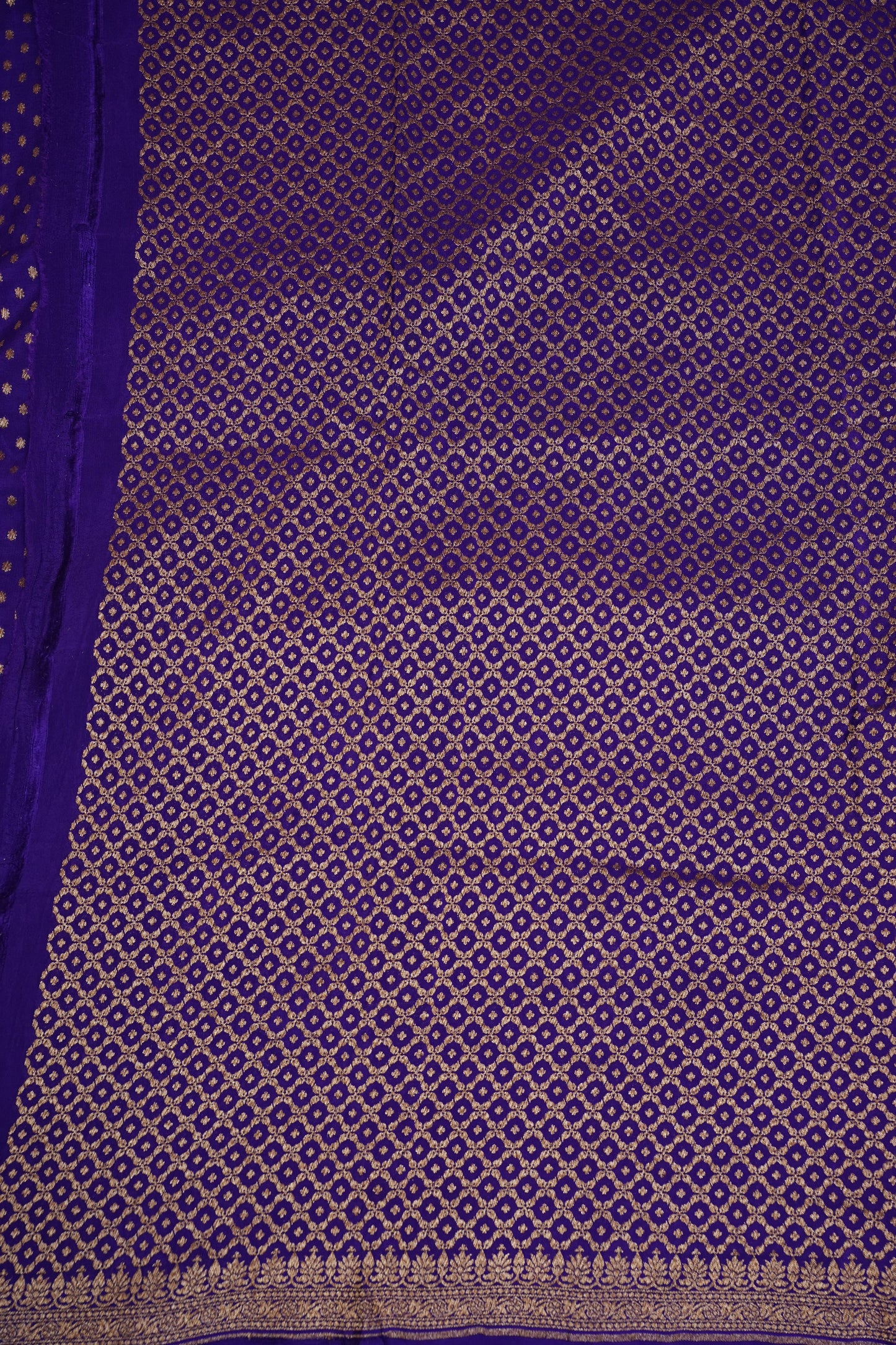 Pure Banarasi Georgette Saree – Royal Purple with Floral Jaal Pallu