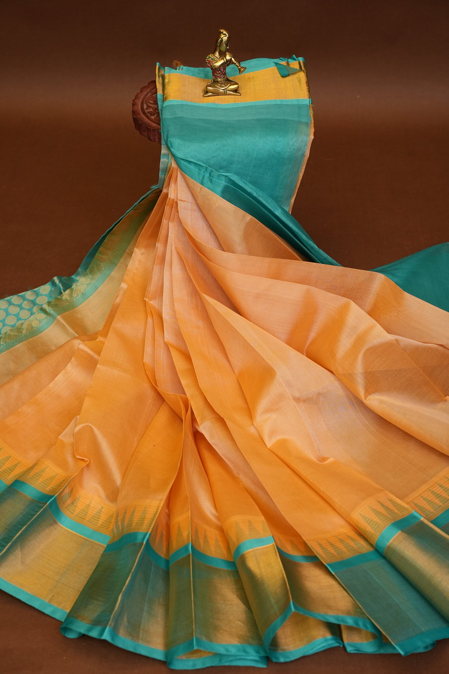 Pure Kuppadam Korvai Silk Cotton Pattu Saree-Ivory & Turquoise Green