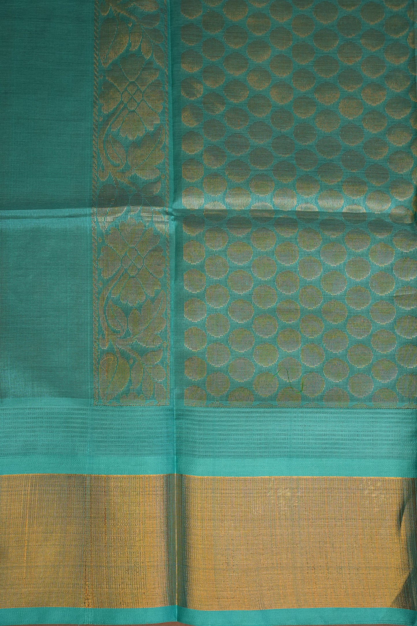 Pure Kuppadam Korvai Silk Cotton Pattu Saree-Ivory and Turquoise Green