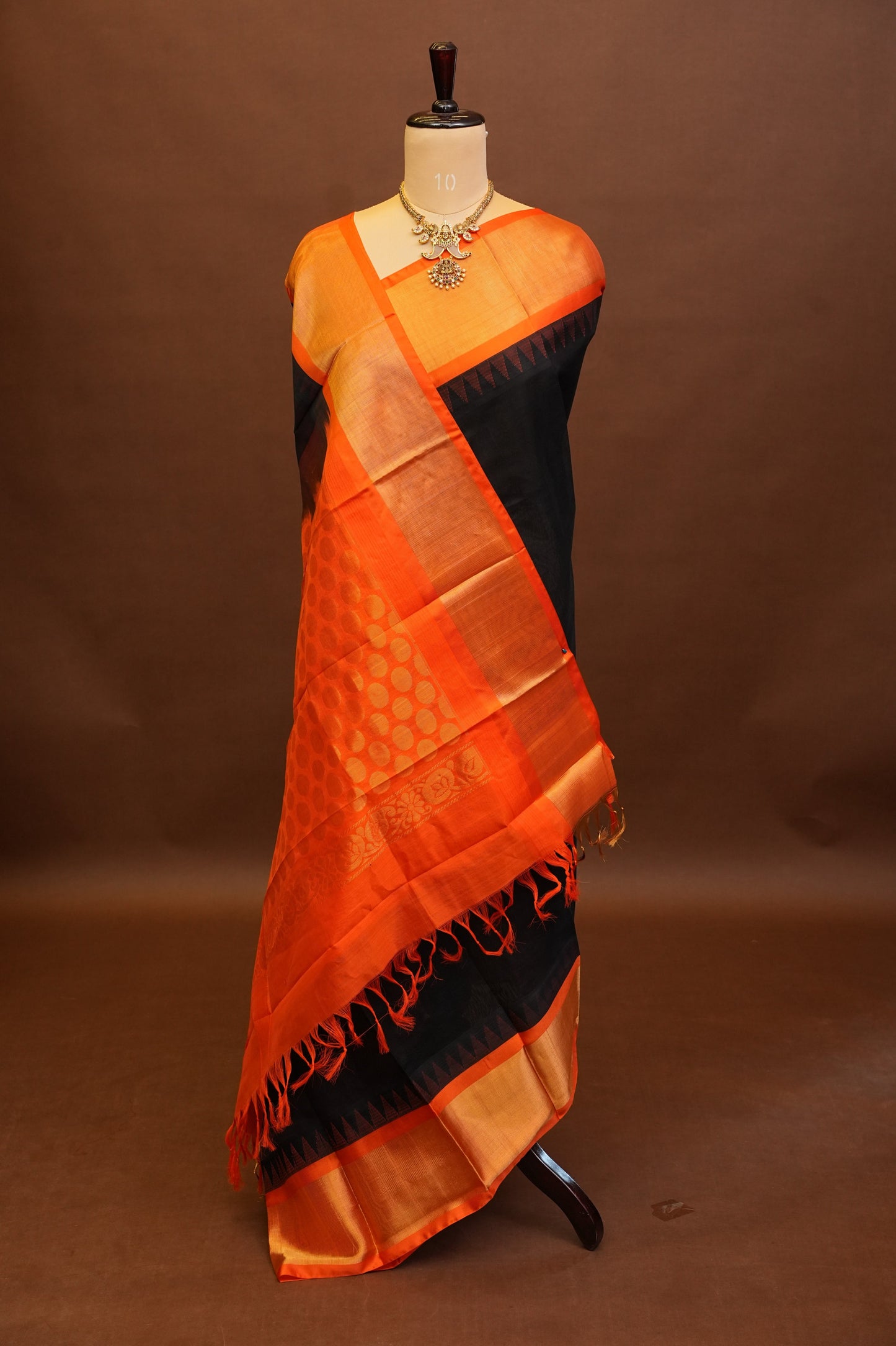 Pure Kuppadam Korvai Silk Cotton Pattu Saree-Black & Orange