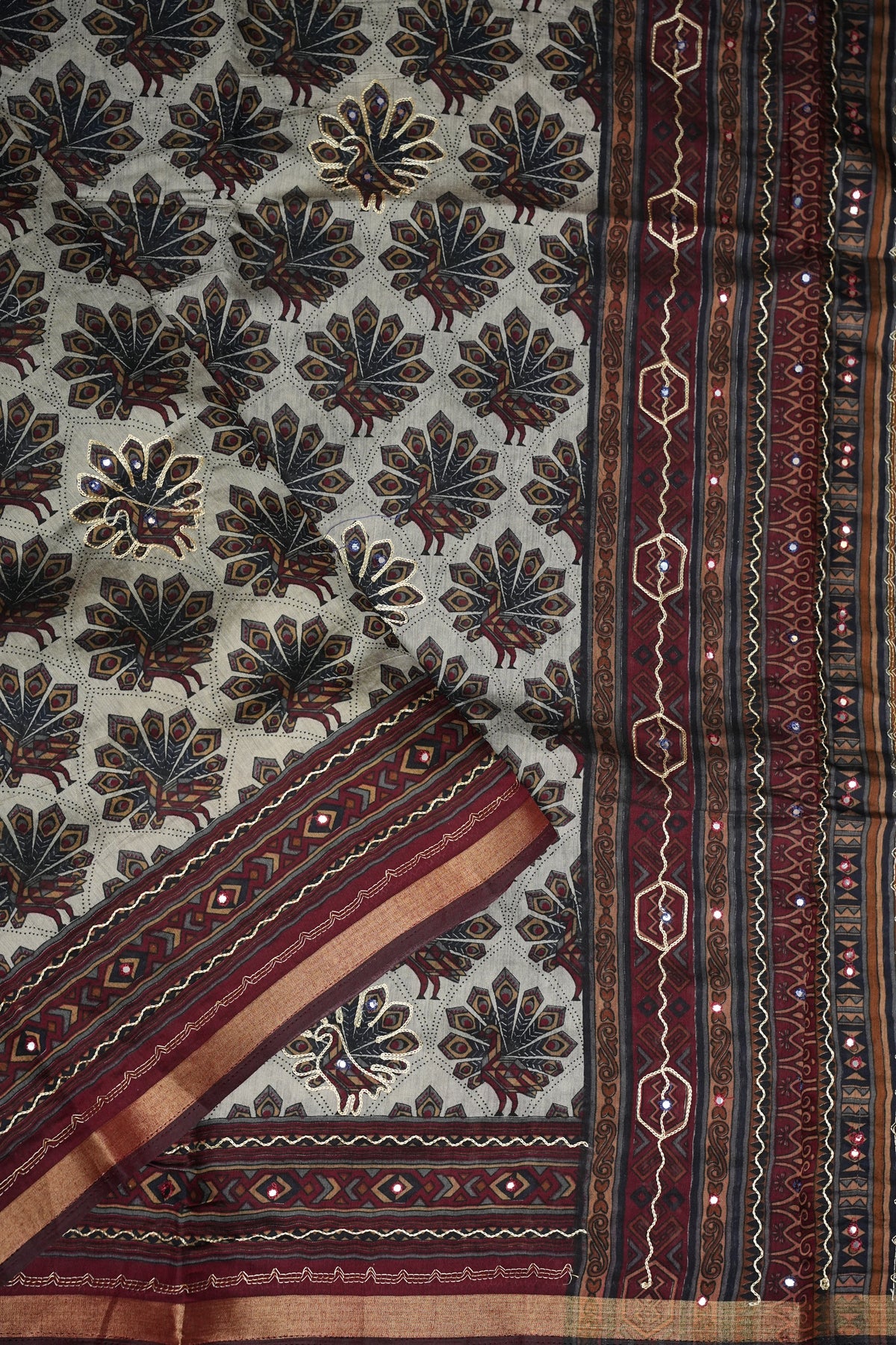 Chanderi Cotton Saree with Kalamkari Prints & Embroidered Pallu – Ivory & Maroon