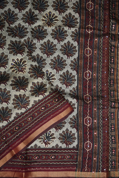 Chanderi Cotton Saree with Kalamkari Prints & Embroidered Pallu – Ivory & Maroon