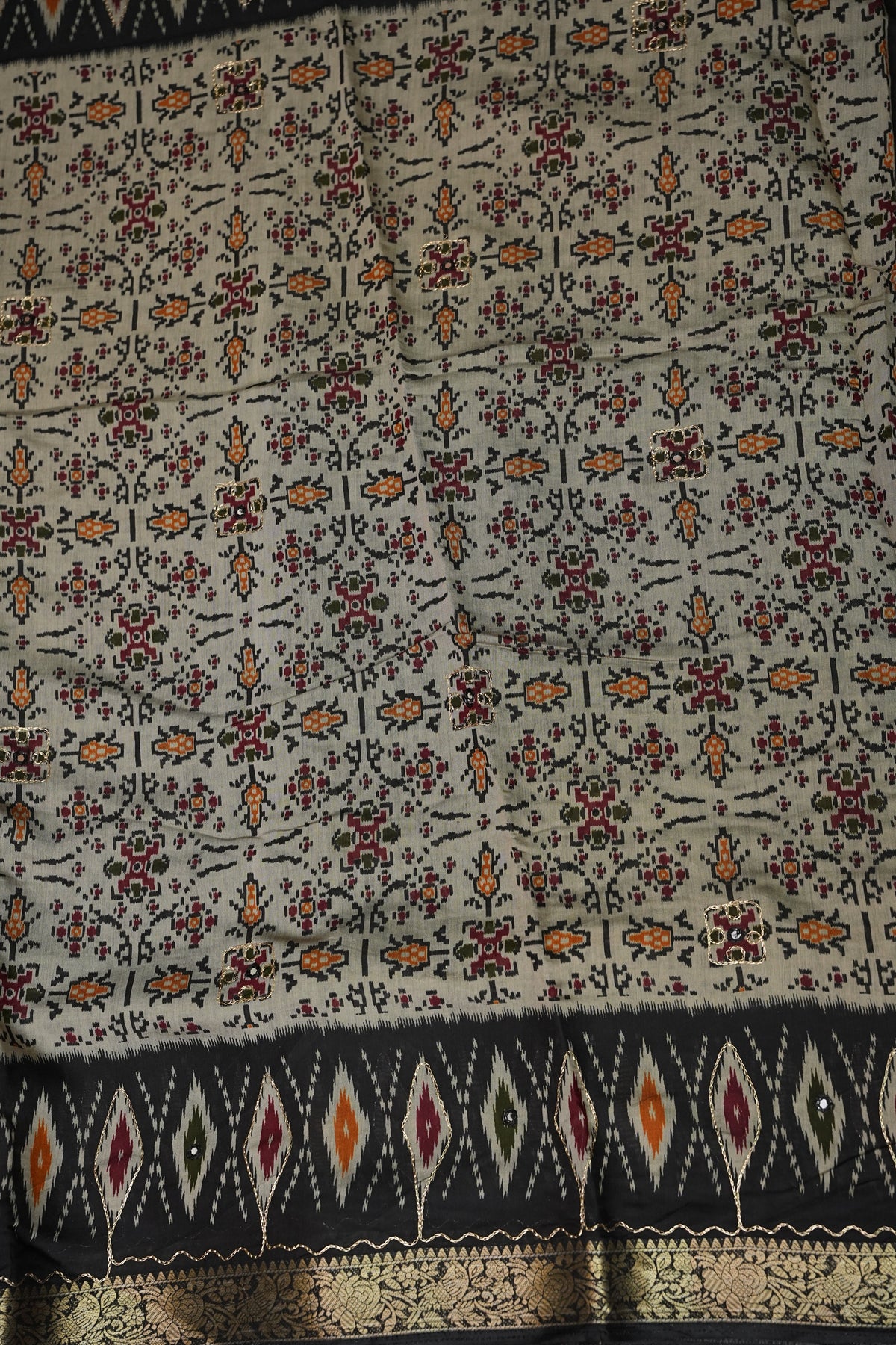 Chanderi Cotton Saree with Kalamkari Prints & Embroidered Pallu – Black & Ivory