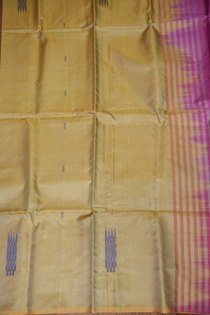 Vegan Saree with Temple Motifs & Contrast Magenta Pallu – Beige Gold