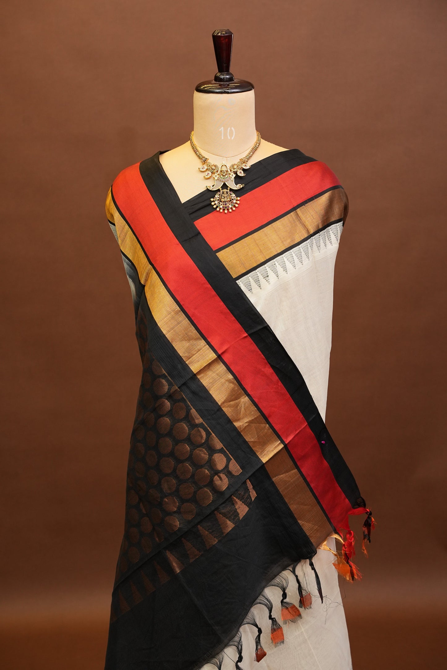 Pure Kuppadam Korvai Silk Cotton Pattu Saree-Ivory & Black