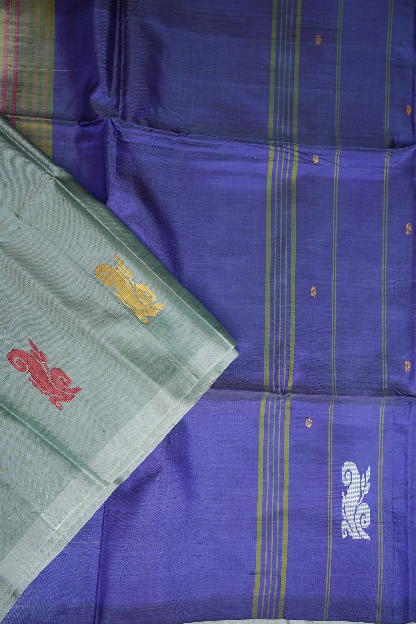 Vegan Saree with Temple Motifs & Contrast Royal Blue Pallu – Steel Blue
