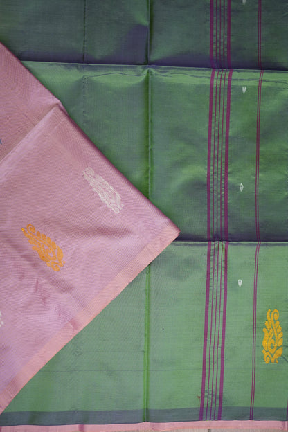 Vegan Saree with Temple Motifs & Contrast Green Pallu – Lavender Pink