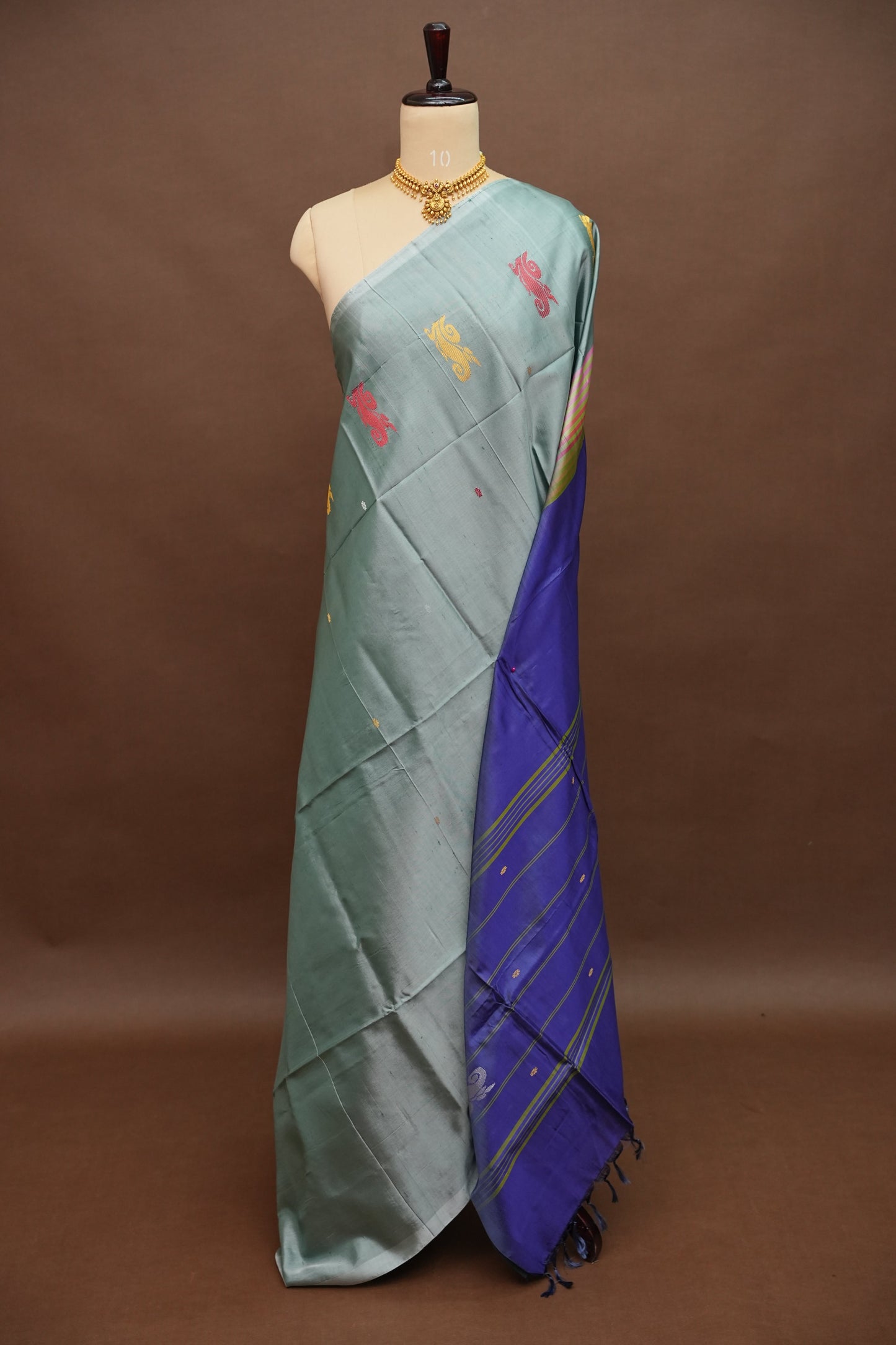 Vegan Saree with Temple Motifs & Contrast Royal Blue Pallu – Steel Blue