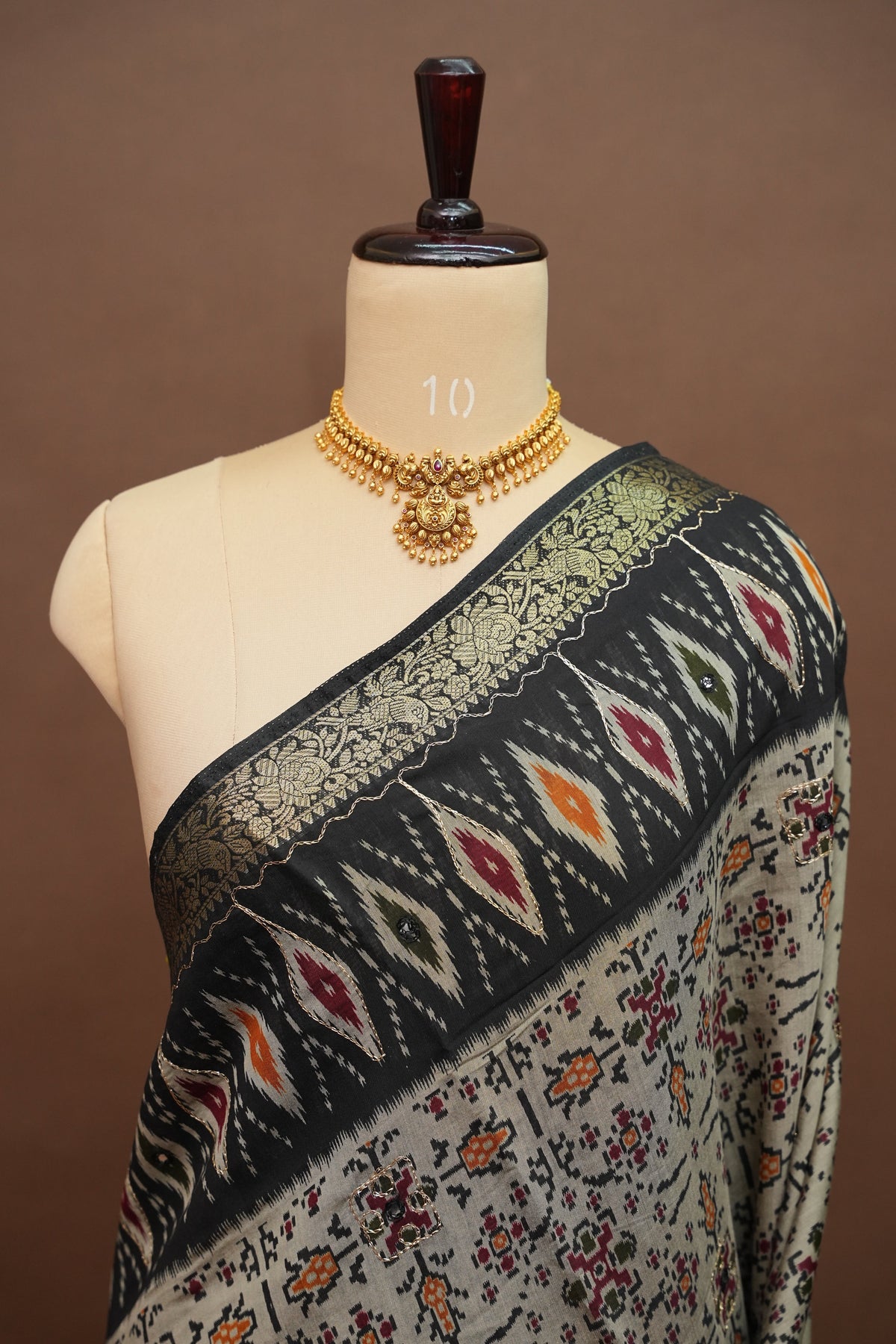 Chanderi Cotton Saree with Kalamkari Prints & Embroidered Pallu – Black & Ivory