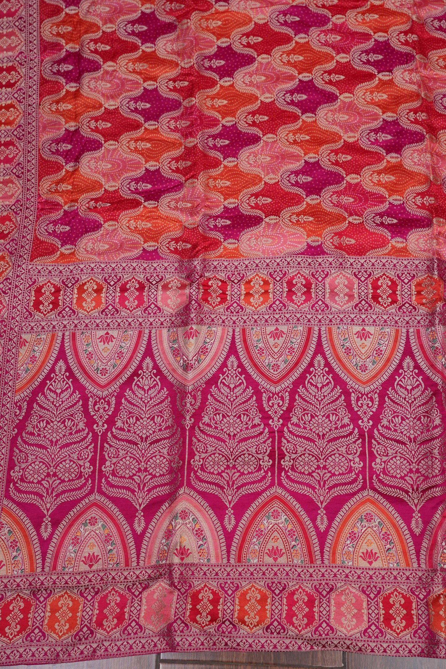 Kashmiri Pashmina Banarasi Story Telling Saree - Multicolored