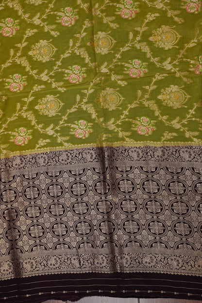Banarasi Munga Silk Saree - Pistachio Green & Coffee
