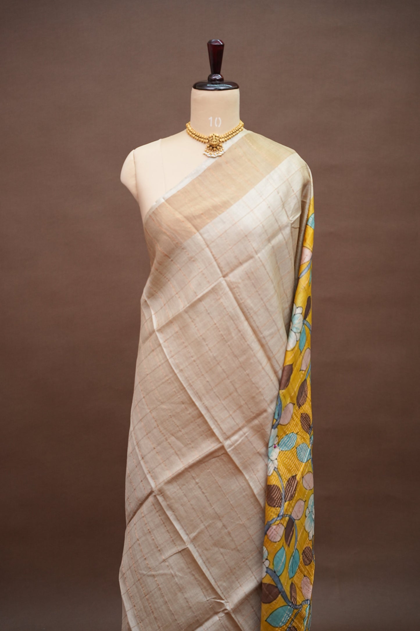 Premium Hand-Painted Tussar Silk Saree – Ivory with Mustard Floral Pallu
