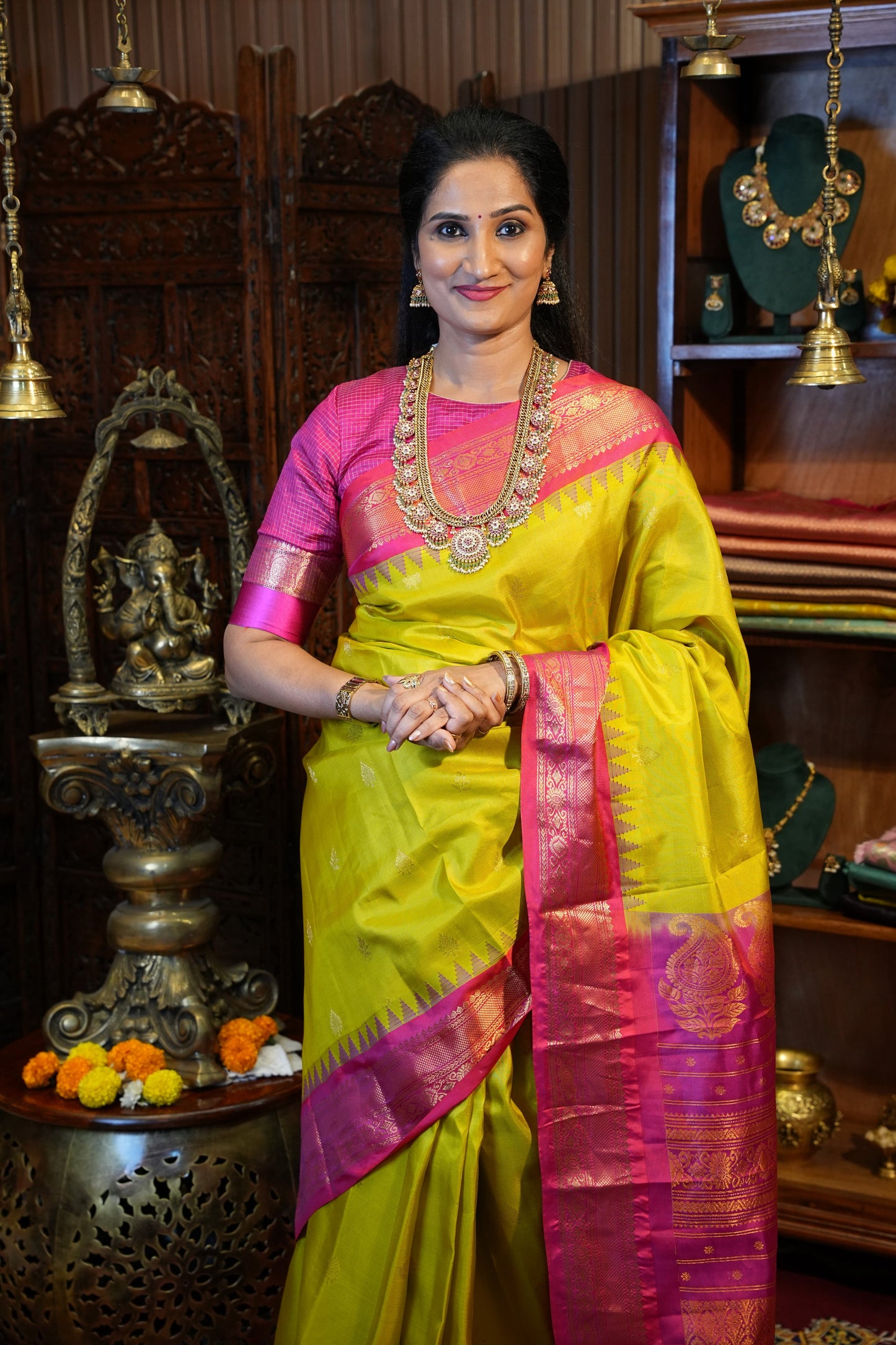 Pure Gadwal Silk Saree - Parrot Green and Hot Pink|Silk Mark Certified