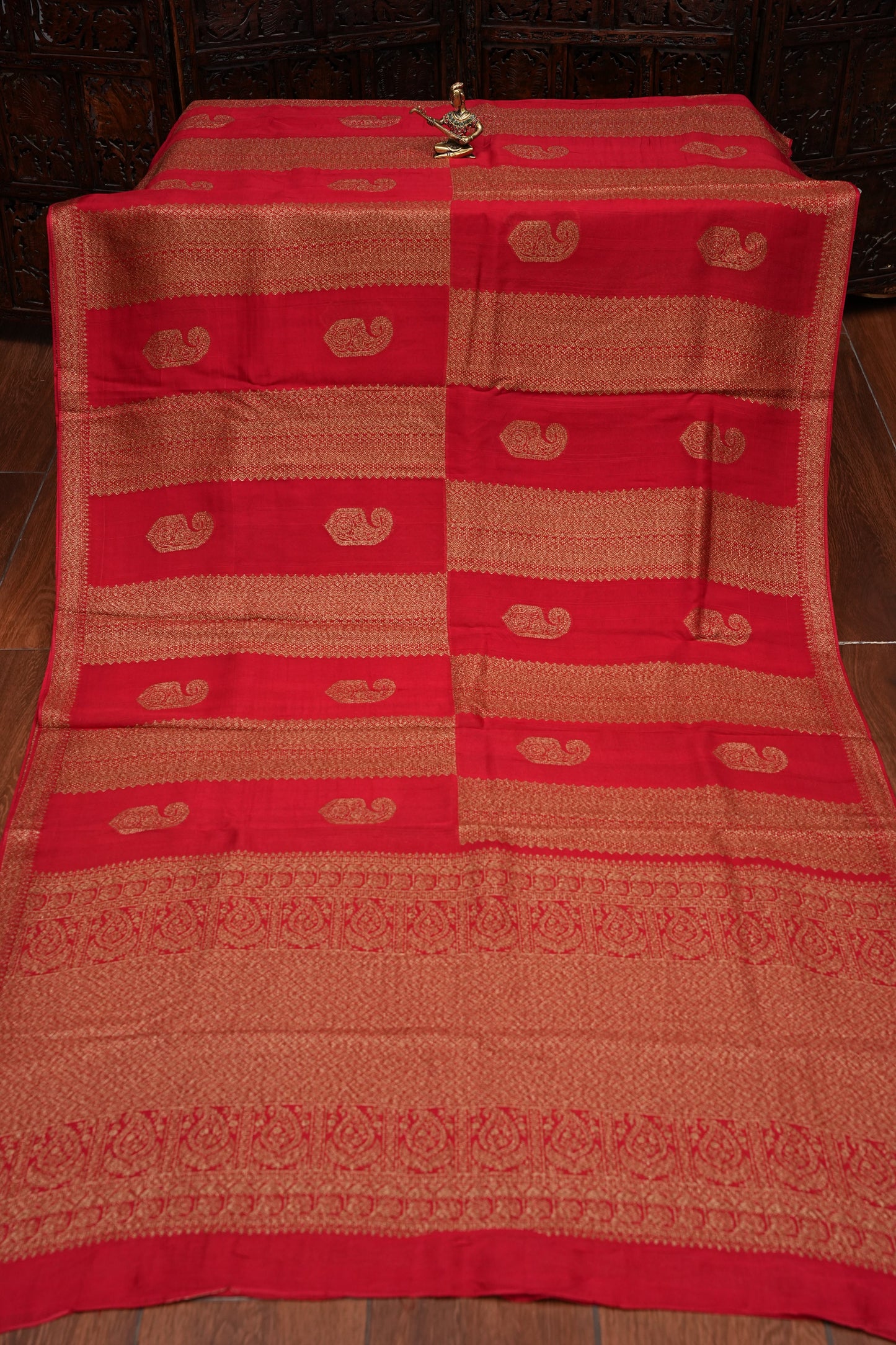 Tussar Banarasi Raw Silk Saree – Regal Red with Gold Mango Buttis