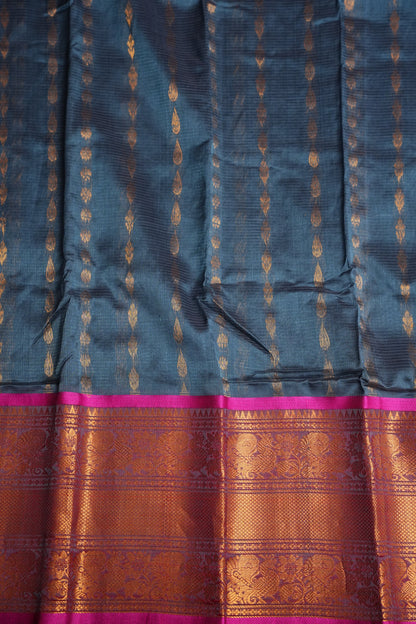Mangalgiri Kuppadam Silk Cotton Pattu Saree - Grey & Pink