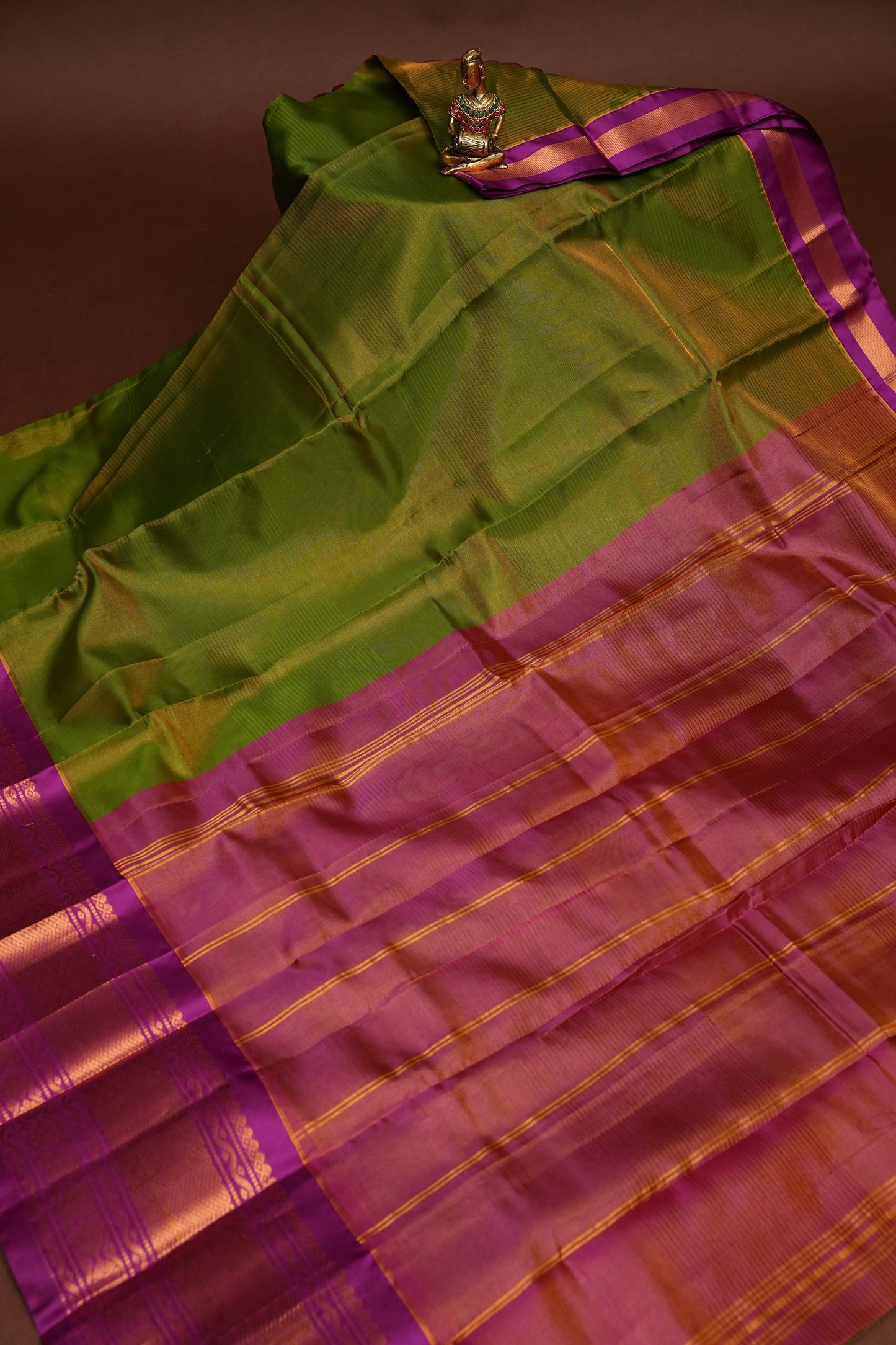 Tissue Silk Cotton Mangalgiri Kuppadam Pattu Saree - Parrot Green and Pink
