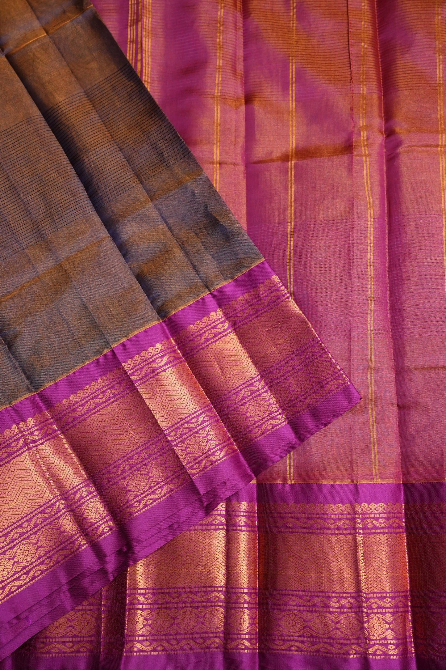 Tissue Silk Cotton Mangalgiri Kuppadam Pattu Saree - Navy Blue & Pink