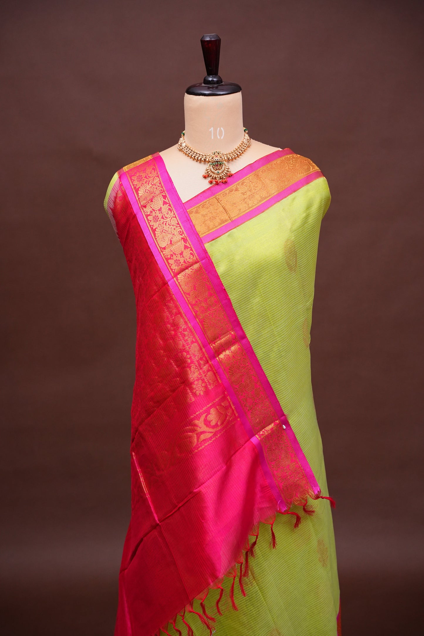 Mangalgiri Kuppadam Silk Cotton Pattu Saree - Parrot Green & Pink