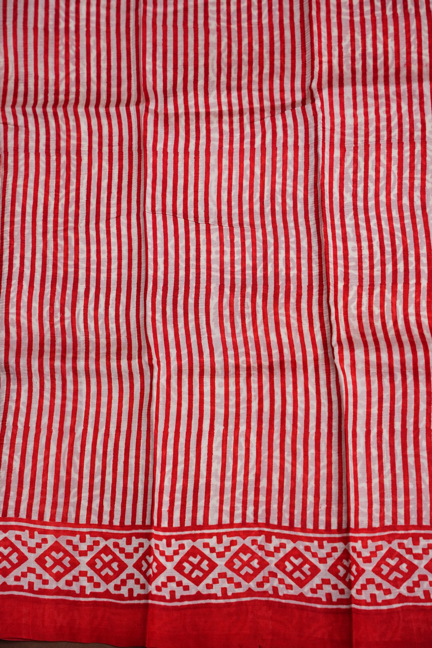 Purely Handpainted Classic On Pure Tussar Silk Saree - White & Red|Silk Mark Certified