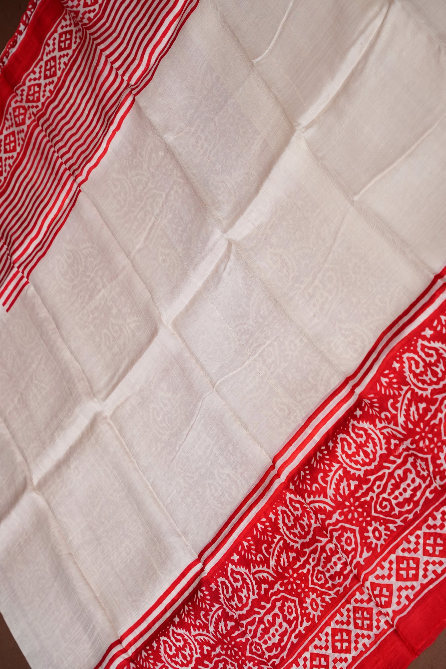 Purely Handpainted Classic On Pure Tussar Silk Saree - White & Red|Silk Mark Certified