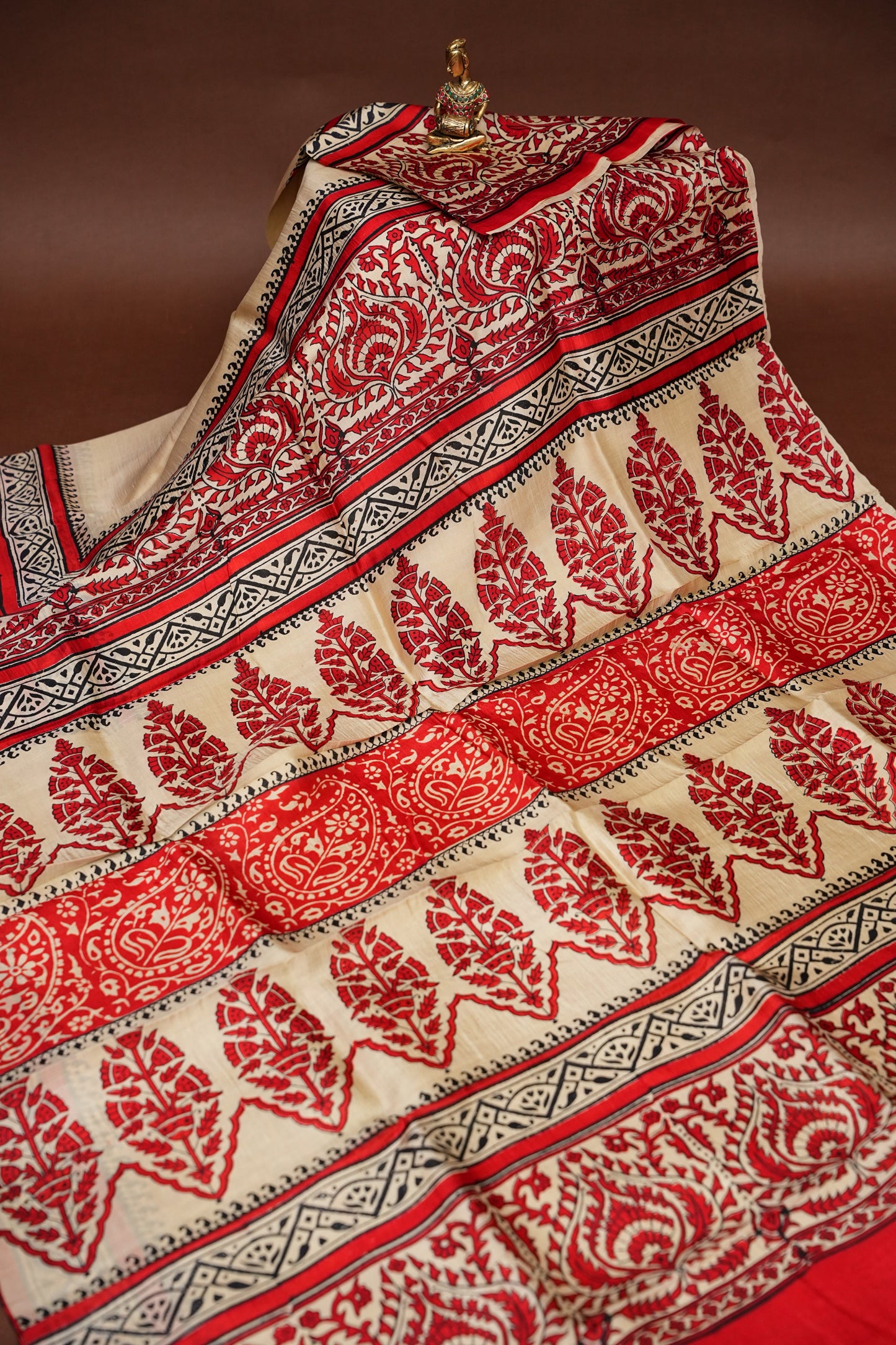Purely Handpainted Classic On Pure Tussar Silk Saree - Beige with Red|Silk Mark Certified