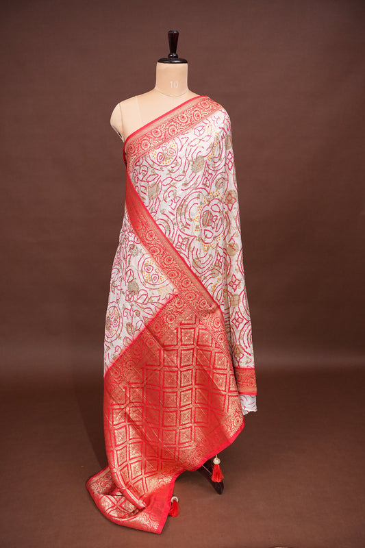 Kashmiri Pashmina Story Telling Banarasi Saree - White & Red
