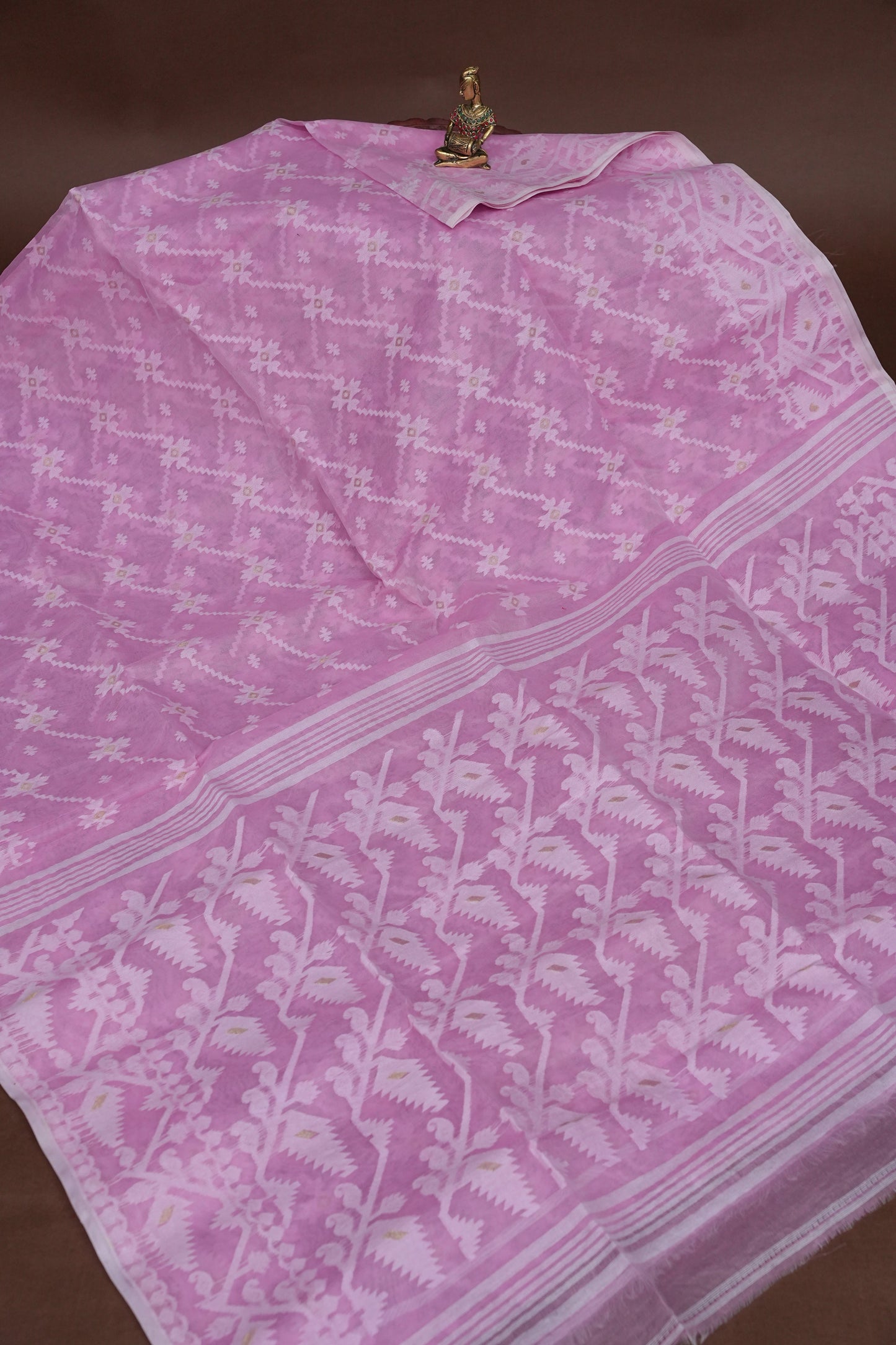 Handloom Jamdani Cotton Saree - Baby Pink
