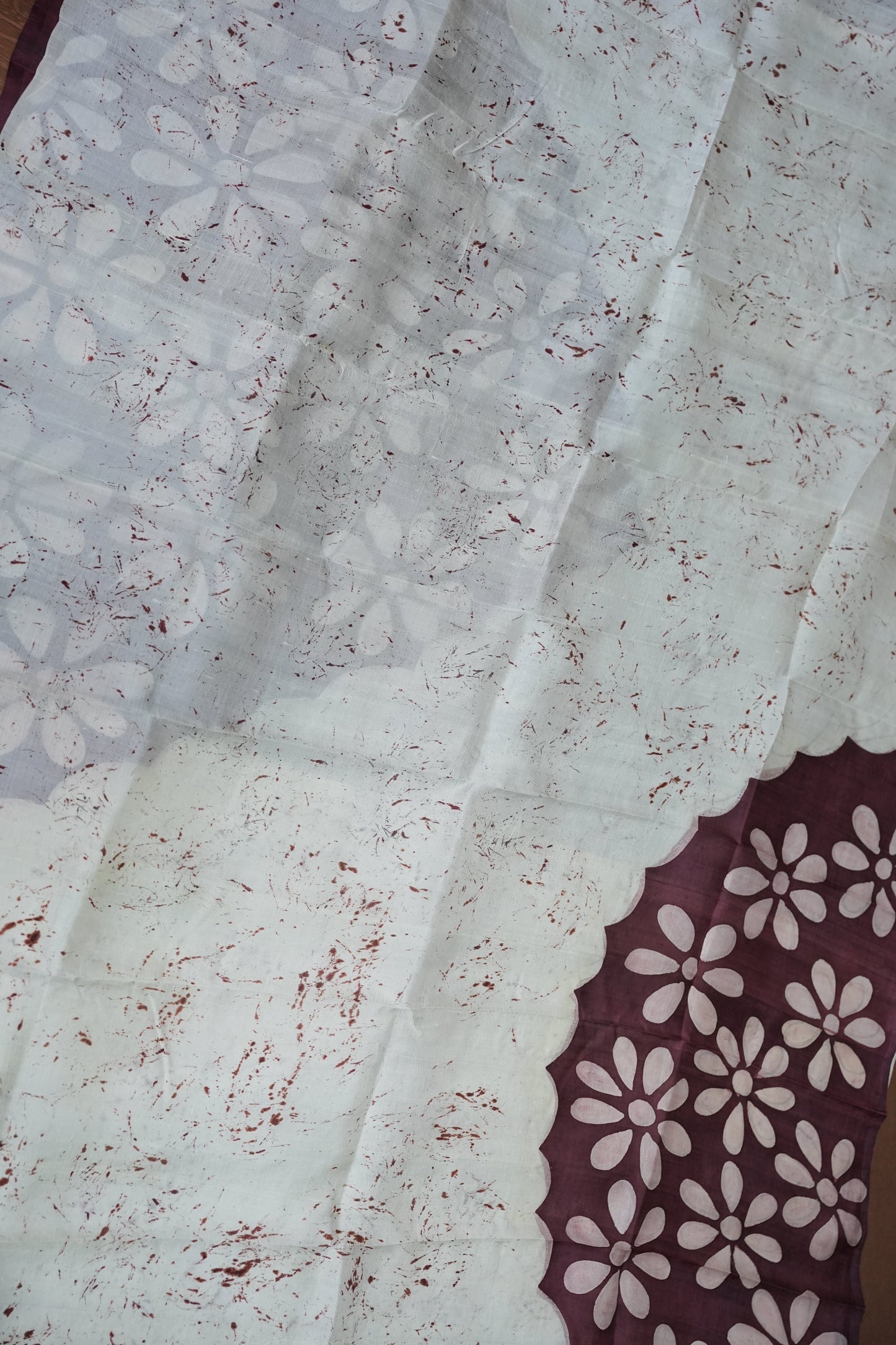 Pure Mulberry Silk Saree in Ivory with Batik Print & Maroon Pallu | Silk Mark Certified