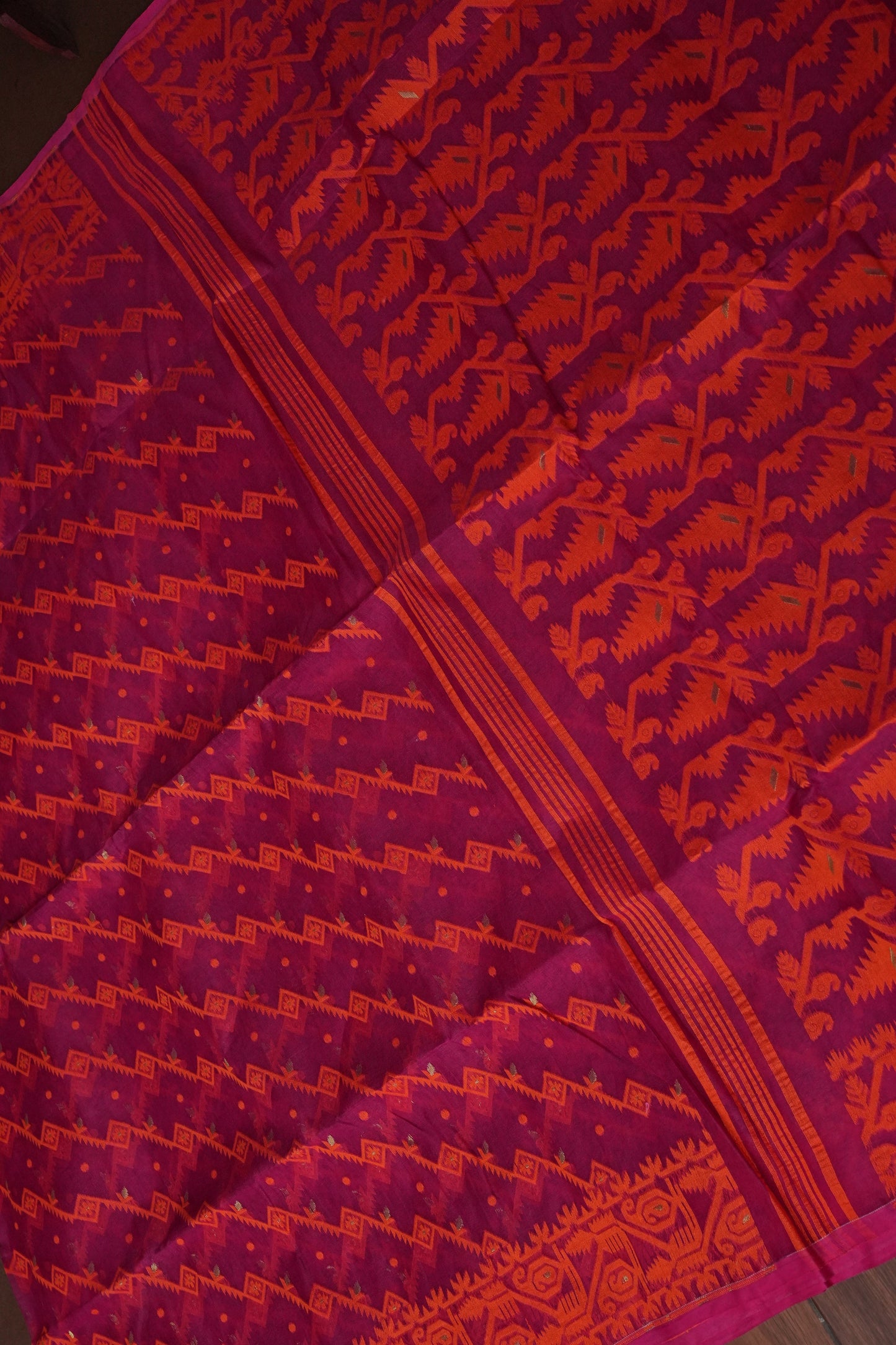 Handloom Jamdani Cotton Saree - Pink & Orange