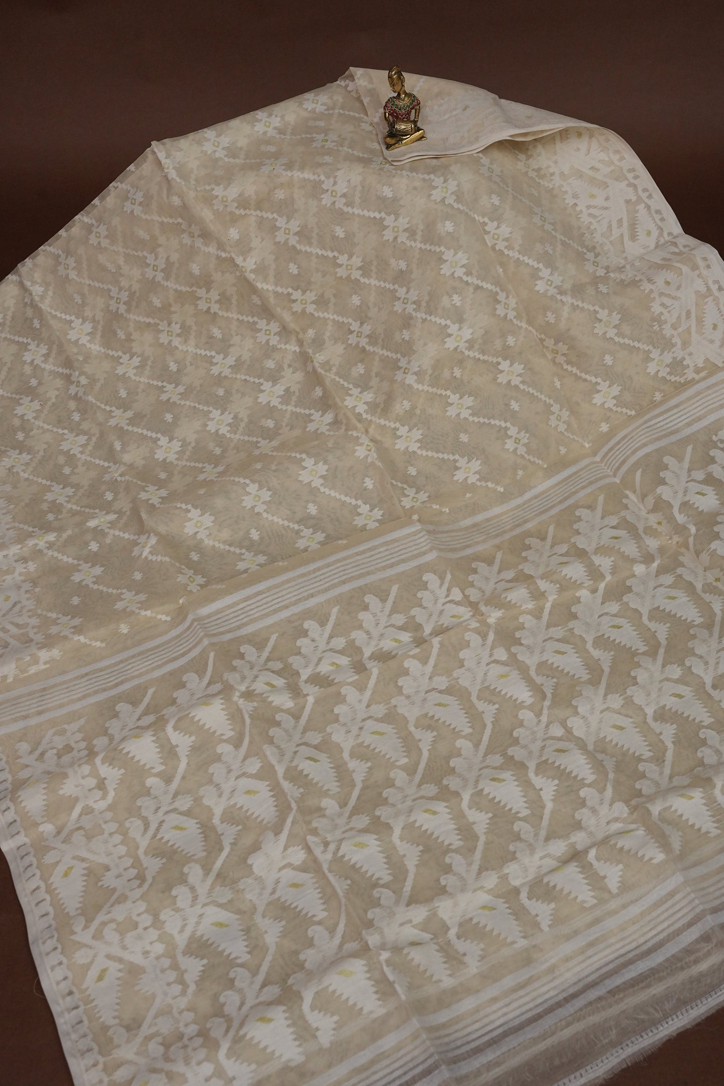 Handloom Jamdani Cotton Saree - Beige