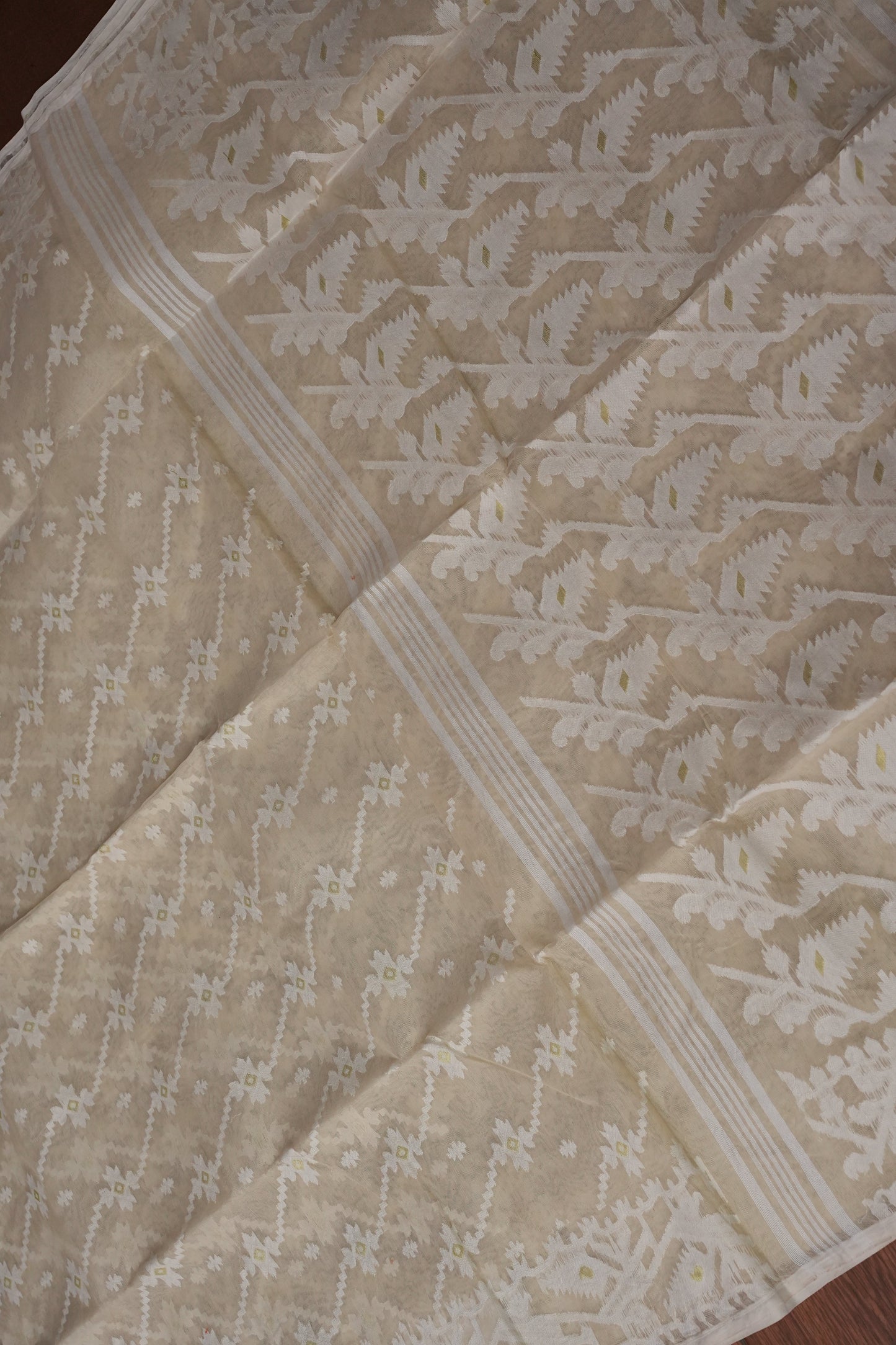 Handloom Jamdani Cotton Saree - Beige