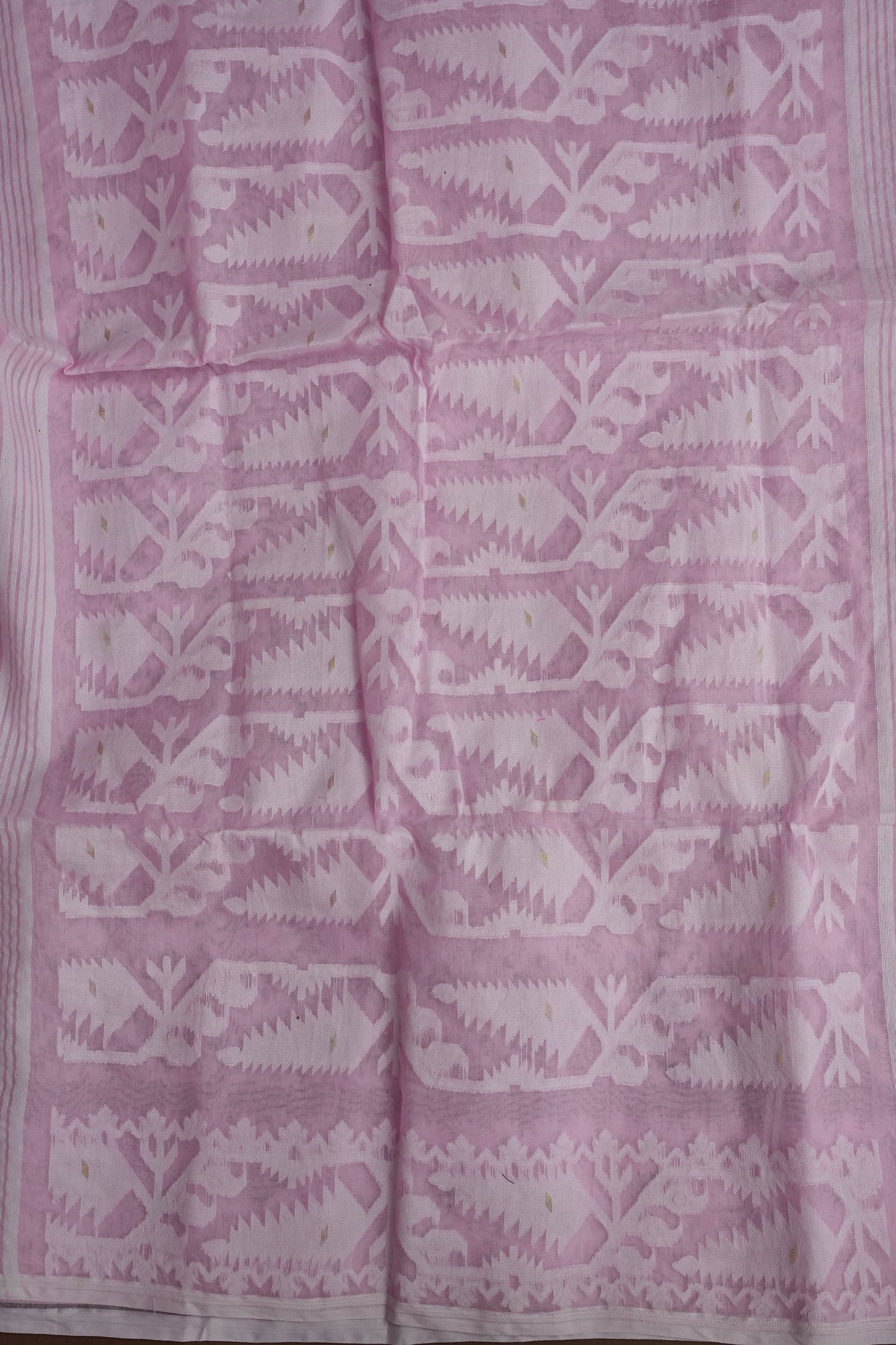 Handloom Jamdani Cotton Saree – Baby Pink